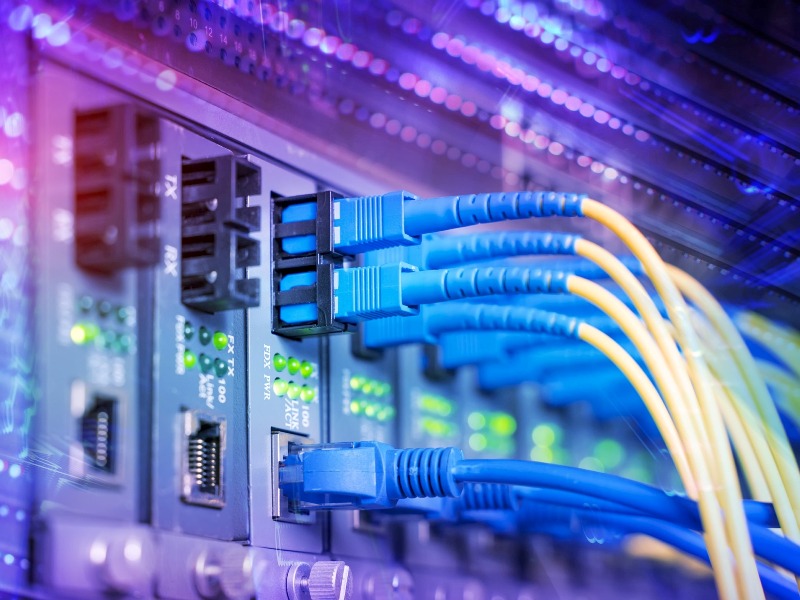 Hálózatok kiépítése és üzemeltetése